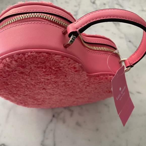 🆕 KATE SPADE | Love Shack Heart Crossbody Pink Pomegranate Faux Fur - Picture 8 of 16